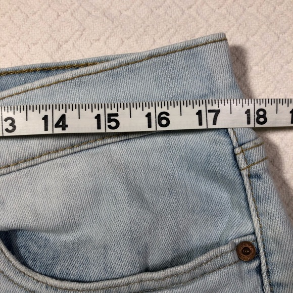 Levi’s 511 Slim cut off Shorts - Picture 8 of 12